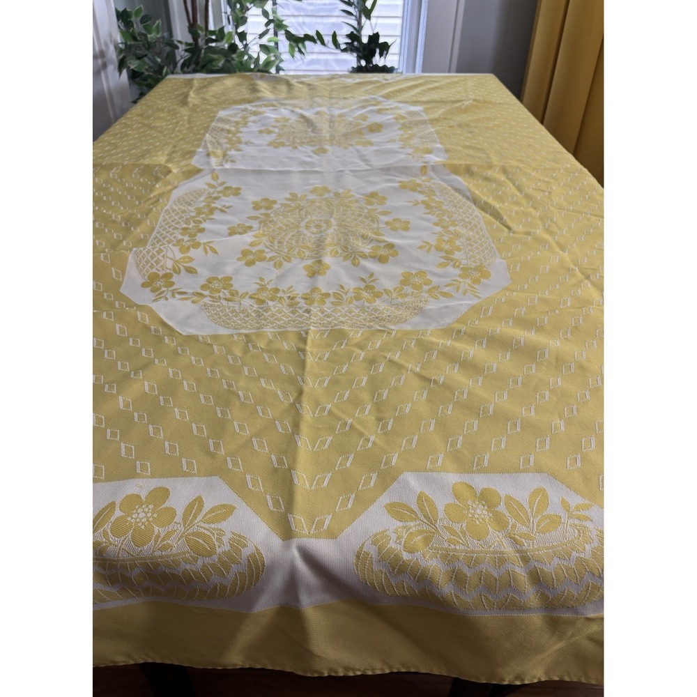 Yellow White Floral Tablecloth Woven Jacquard 100% Polyester Retro 69"x53"